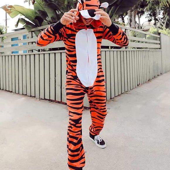 Tipsy Elves Other - Tipsy Elves Halloween Men’s Tiger Costume Medium
